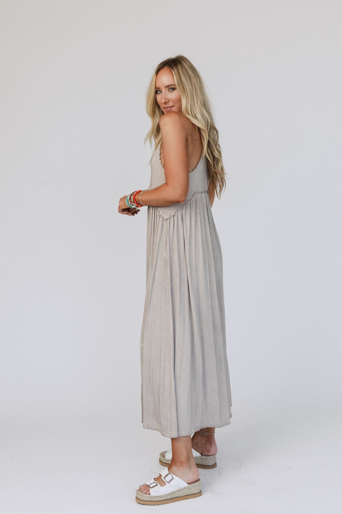 Daisy Chain Maxi Dress - Taupe