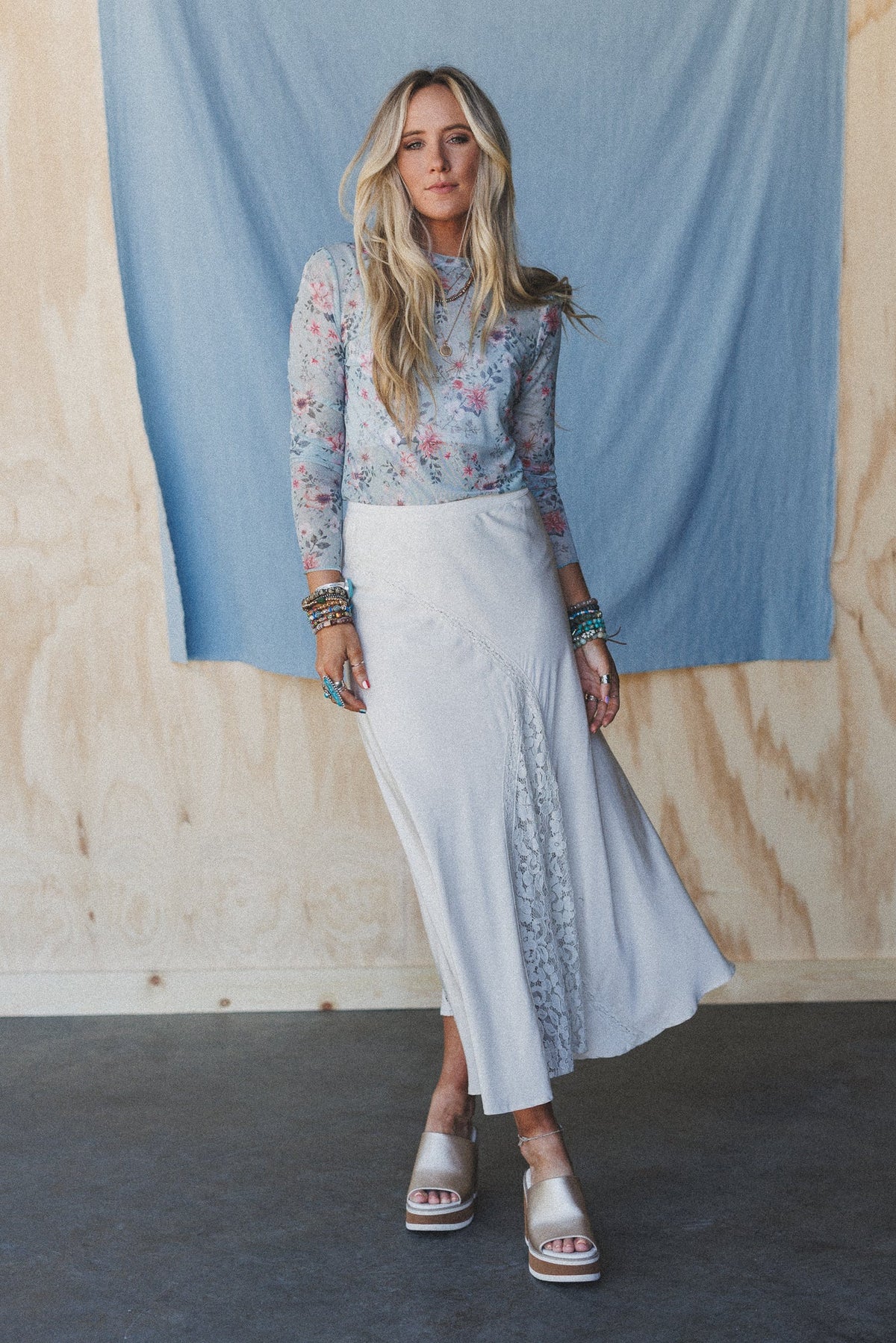 Heavenly Haze Lace Skirt - Dove
