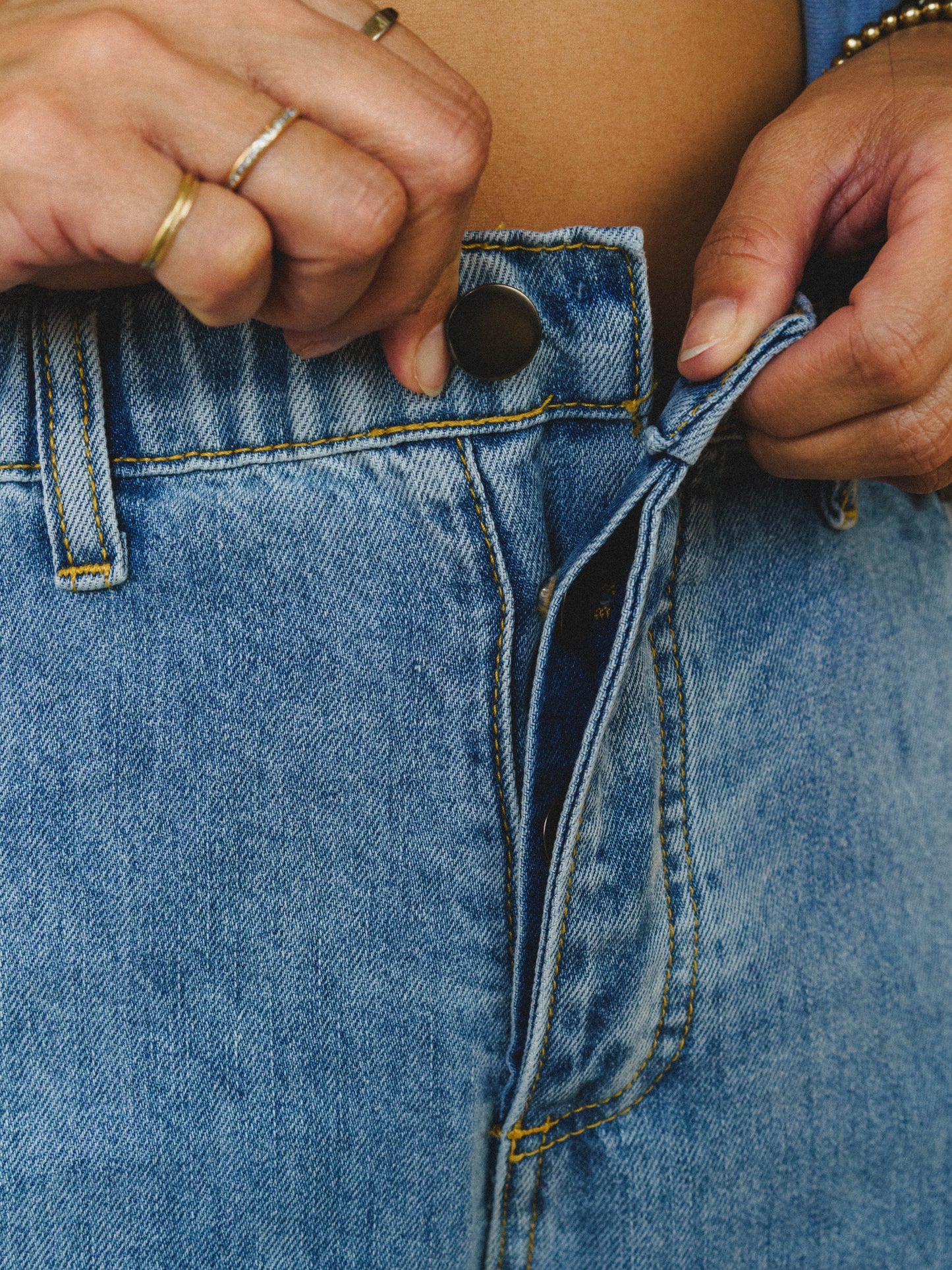 Artful Idea Jeans
- Washed Denim