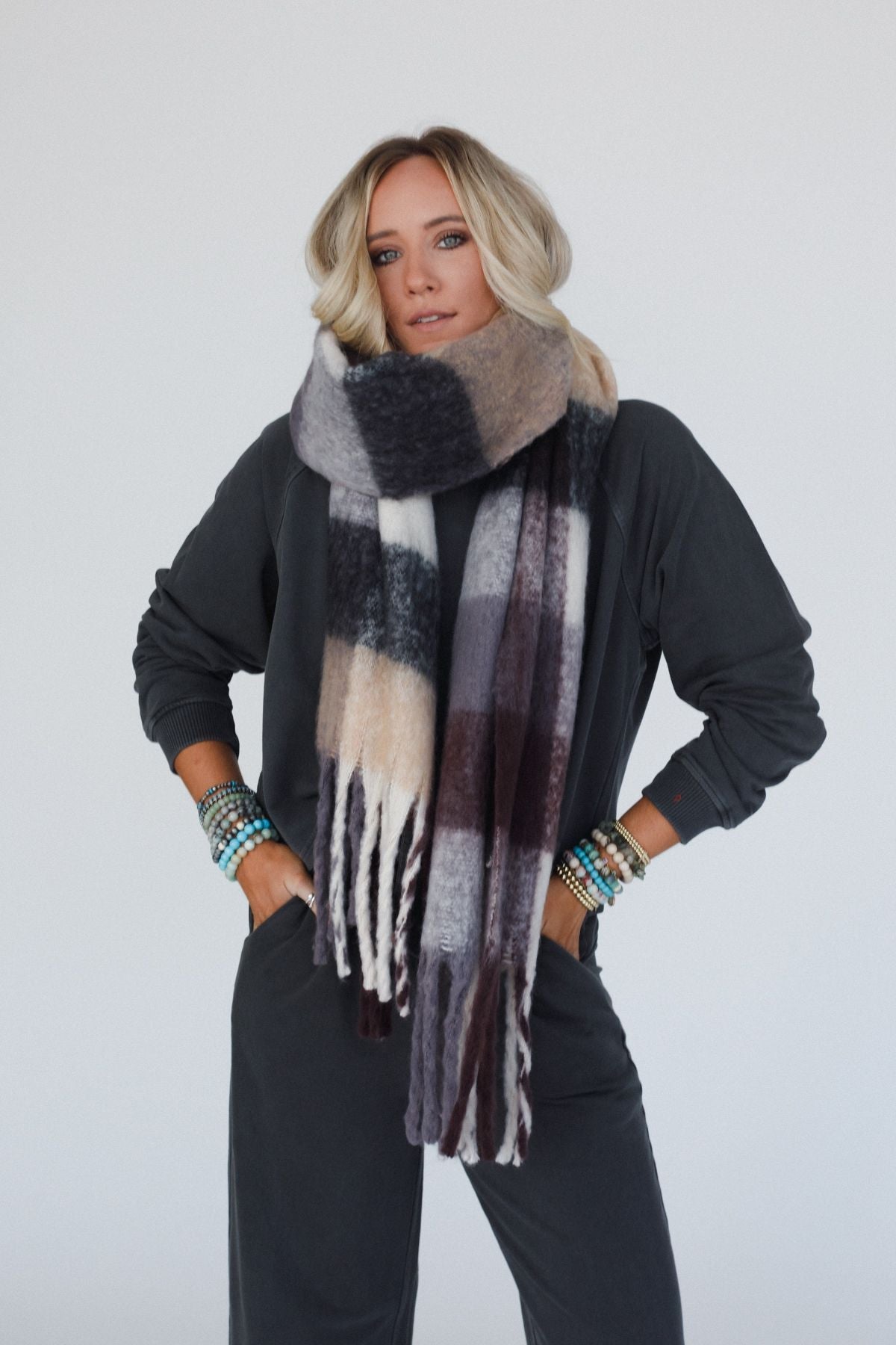 Everest Cozy Plaid Scarf - Black