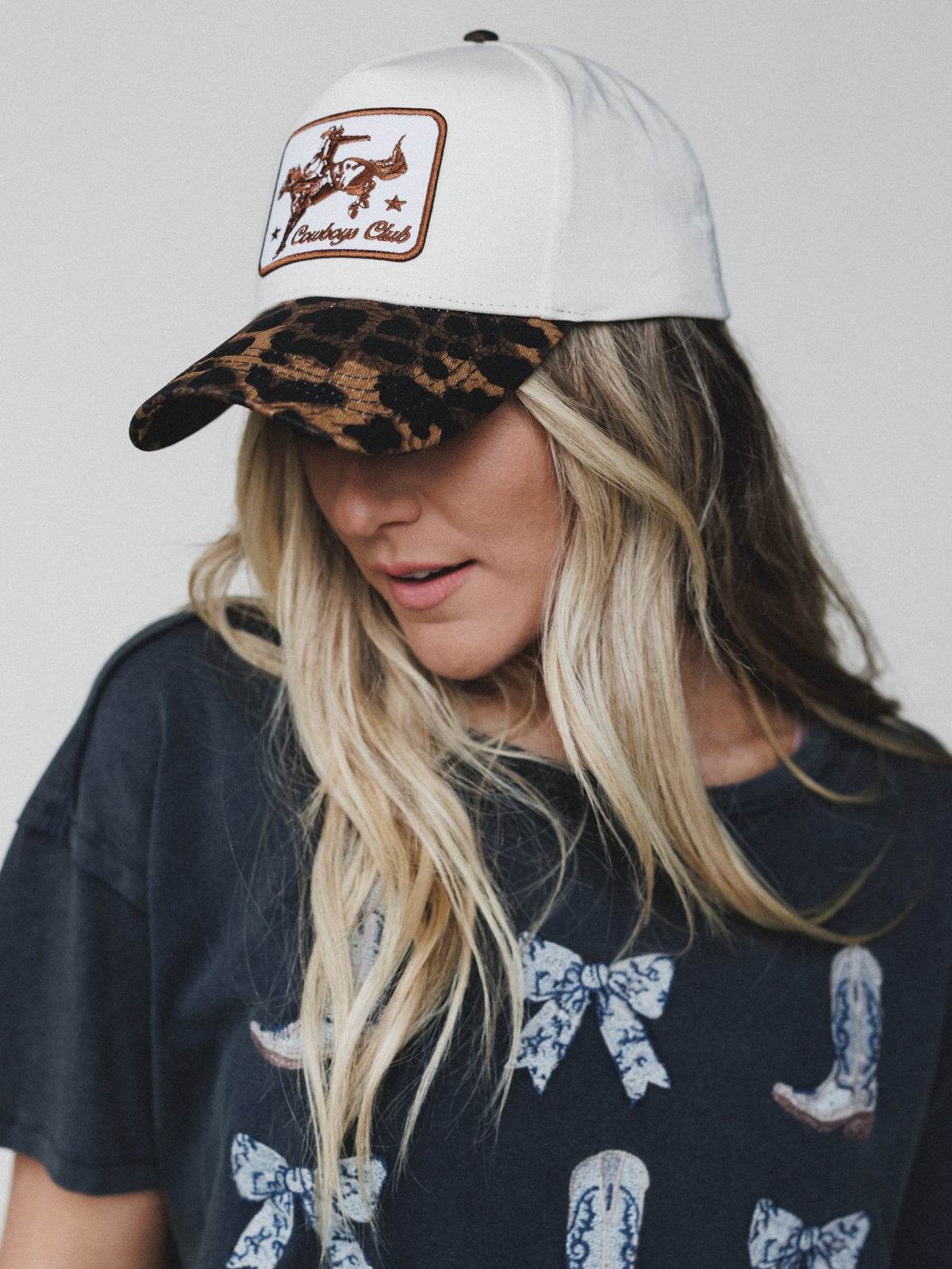 Cowboys Club Trucker Hat - Beige