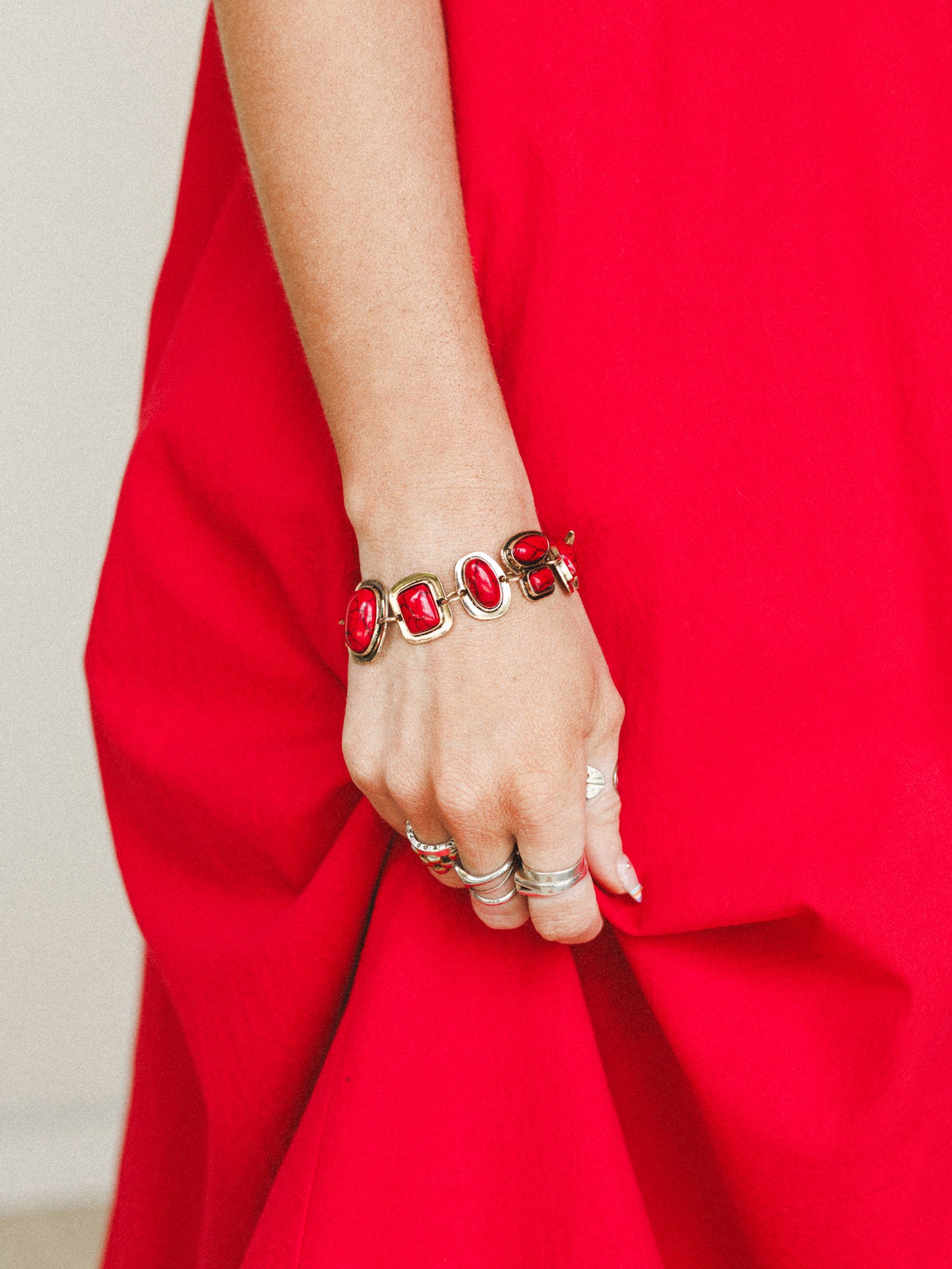 Honey Stone Bracelet - Red