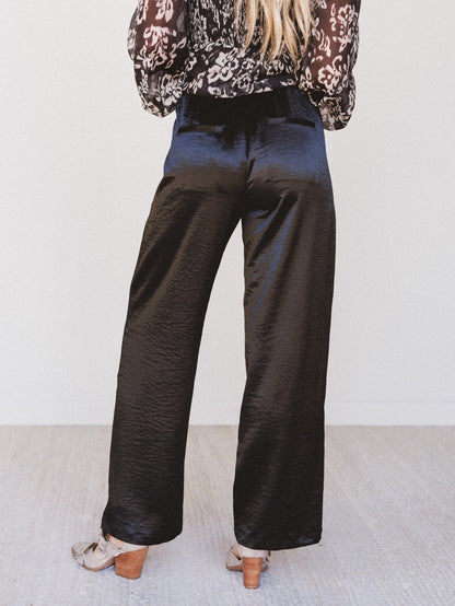 Feeling Sleek Satin Pants - Black
