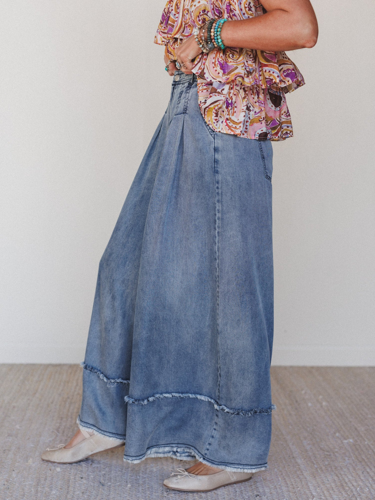 Far Out Wide Leg Jeans - Washed Denim