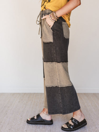 Coastal Colorblock Pants - Black