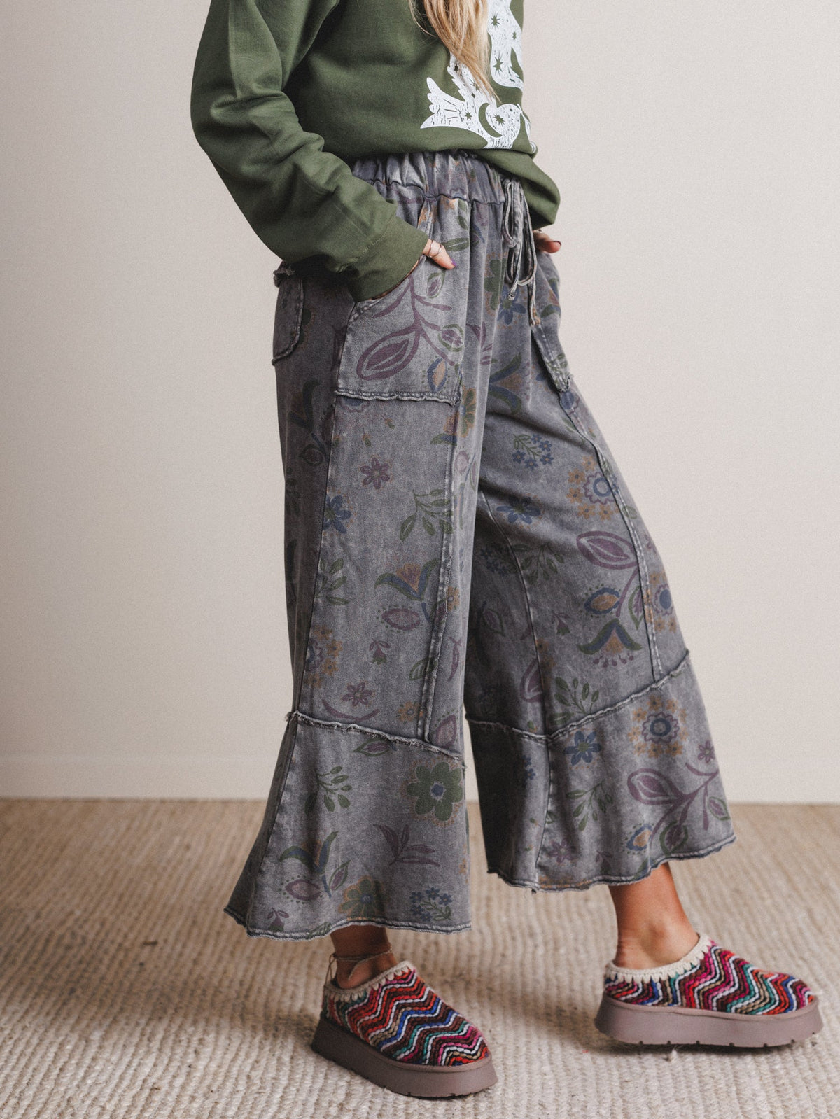 Groove Garden Pants - Charcoal