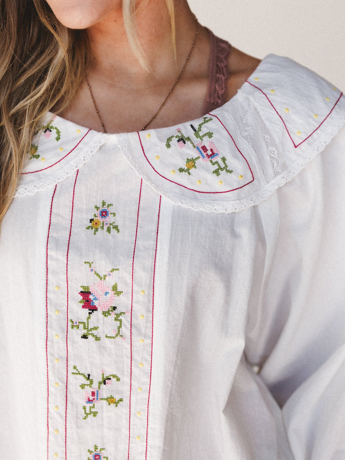 Hints of Spring 2 Piece Bundle - White