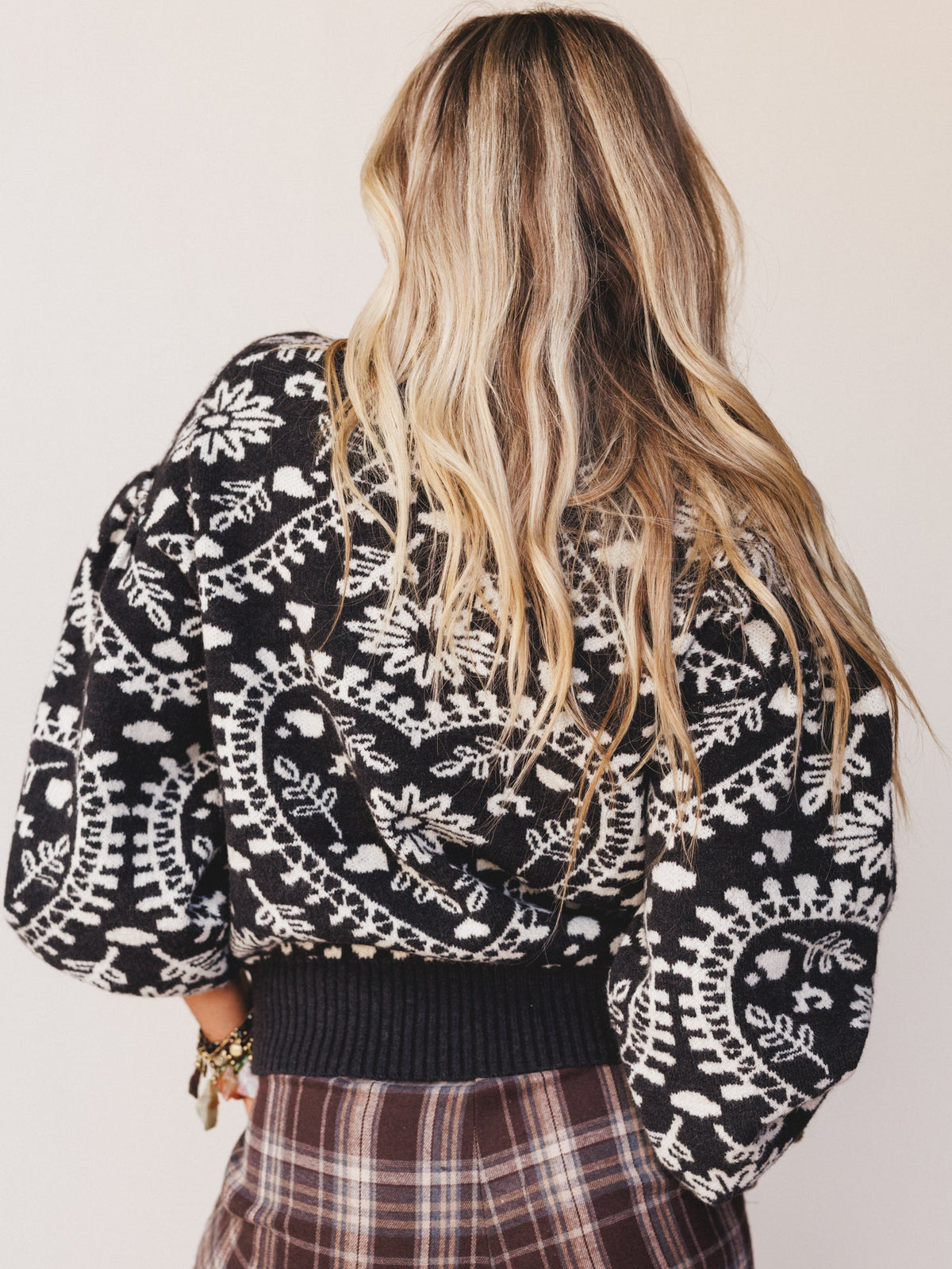 Heart Garden Sweater - Charcoal