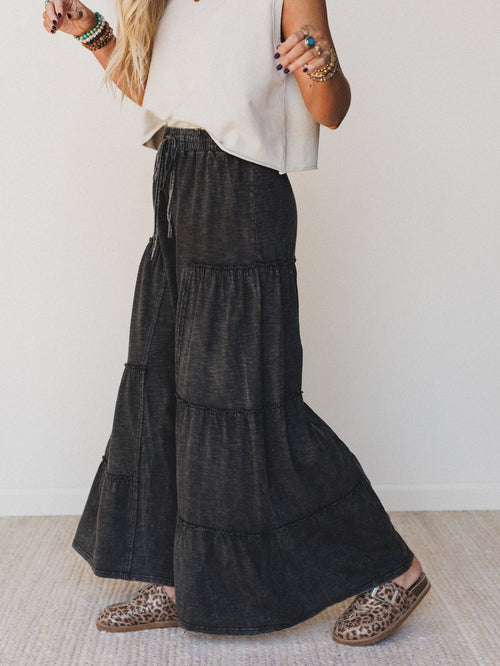 Everyday Adventure Tiered Pants - Black