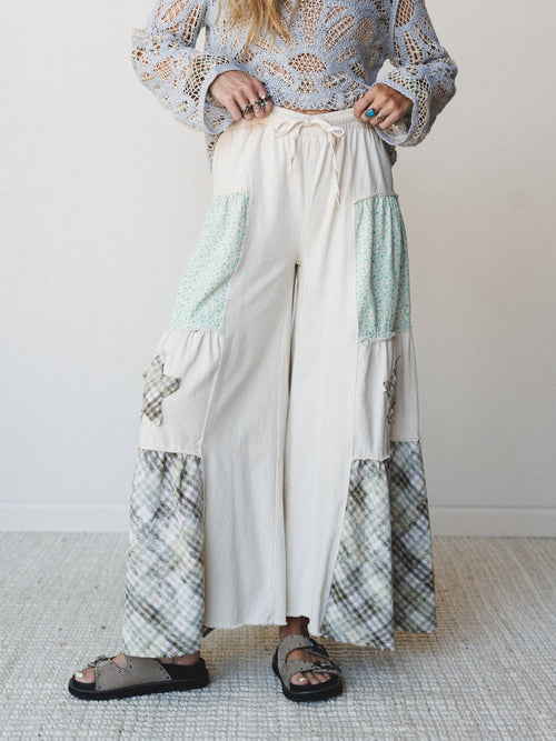 Coastal Chill Wide Leg Pants - Oatmilk Multi