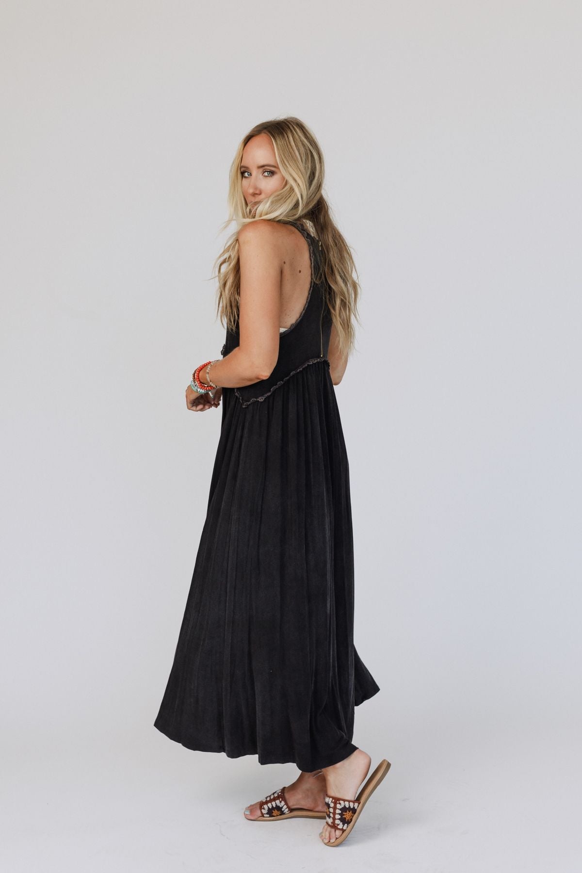 Daisy Chain Maxi Dress - Black