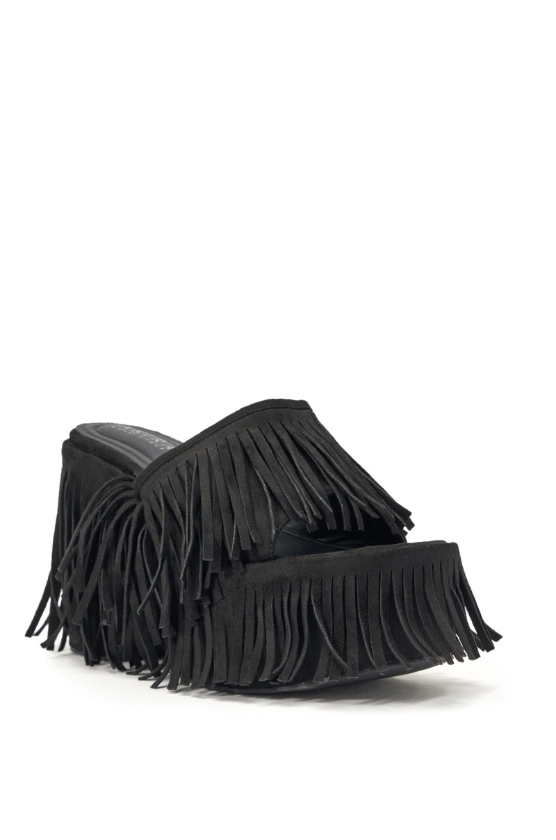 AKIRA GOLD RAMYA BLACK FRINGE PLATFORM SANDAL