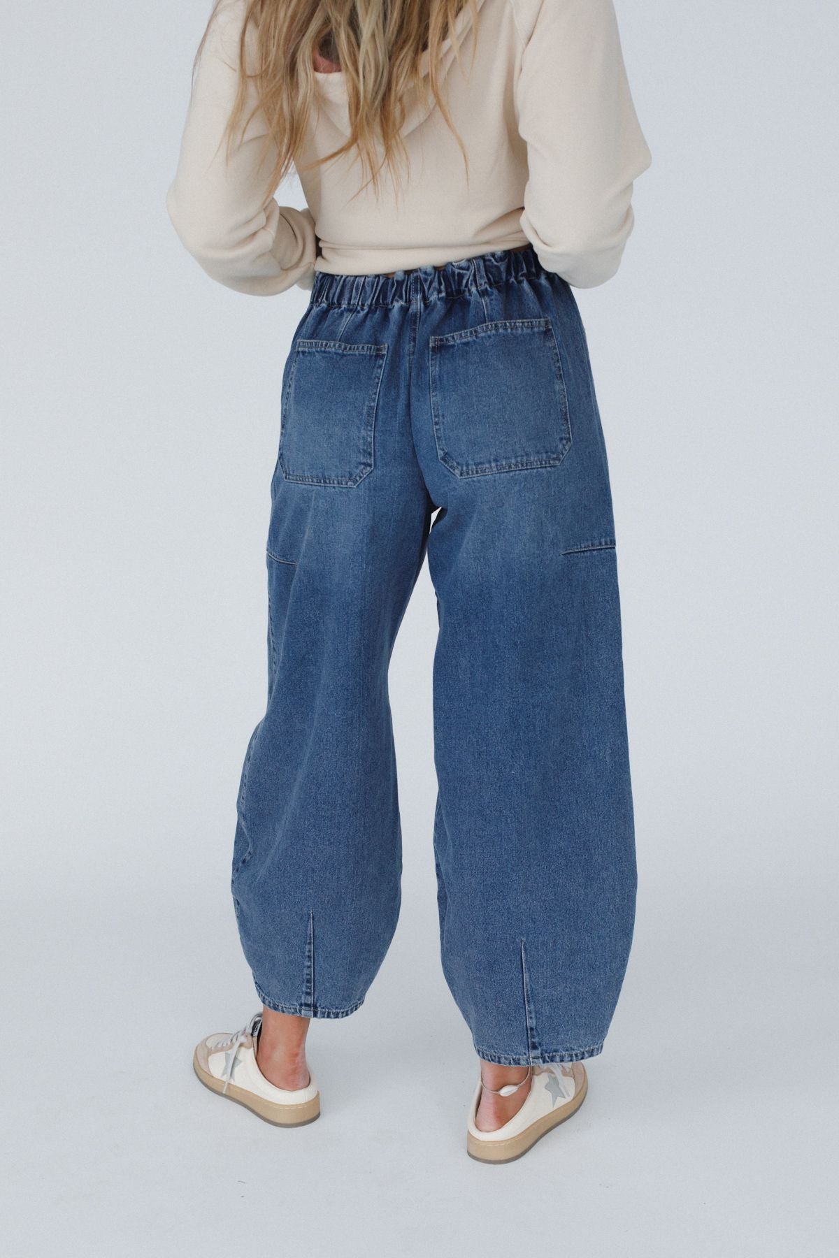 Above It All Barrel Jeans - Medium Wash