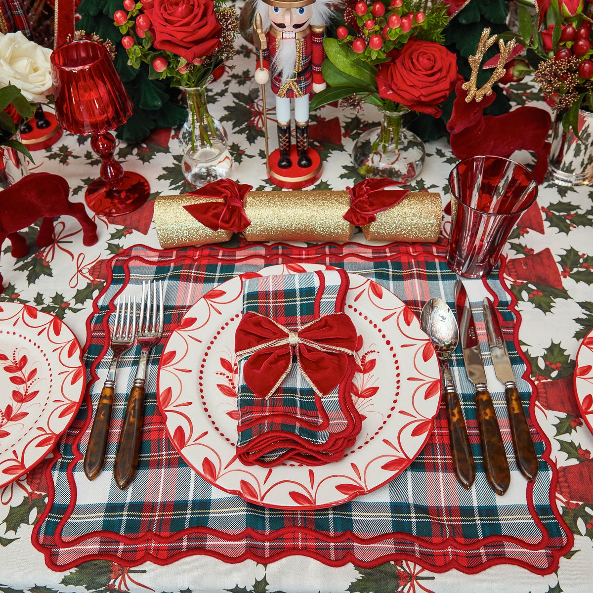Red Gold Trimmed Velvet Napkin Bows (Set of 4)