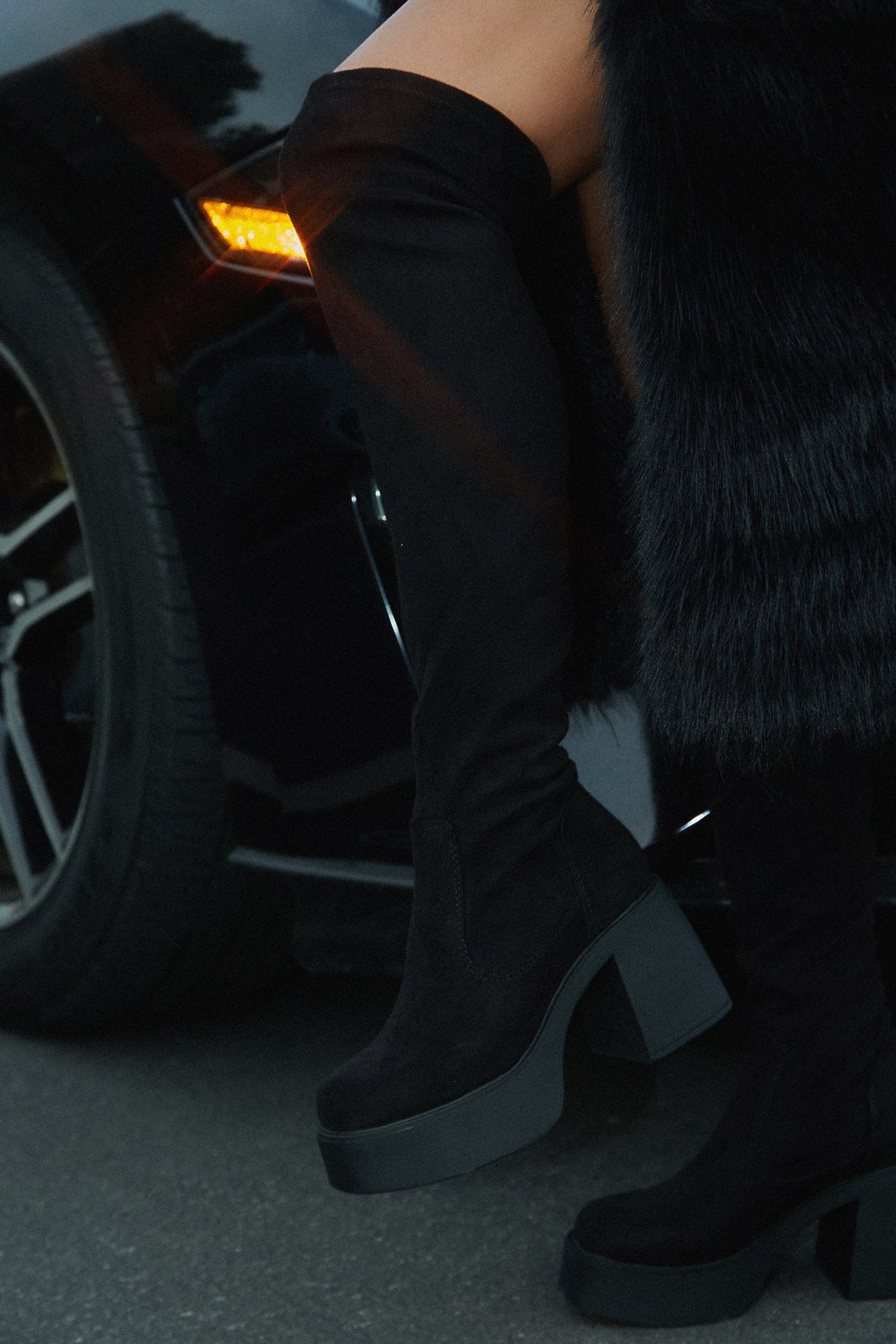 Reezy Over The Knee Platform Block Heel Boots - Black