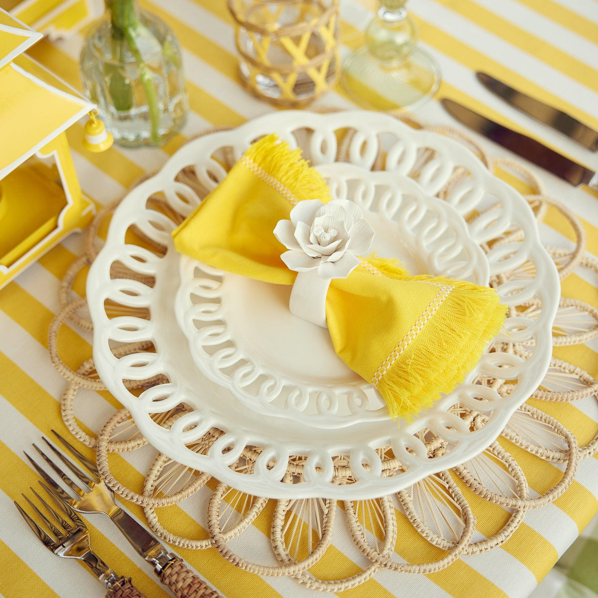 White Lace Starter Plate